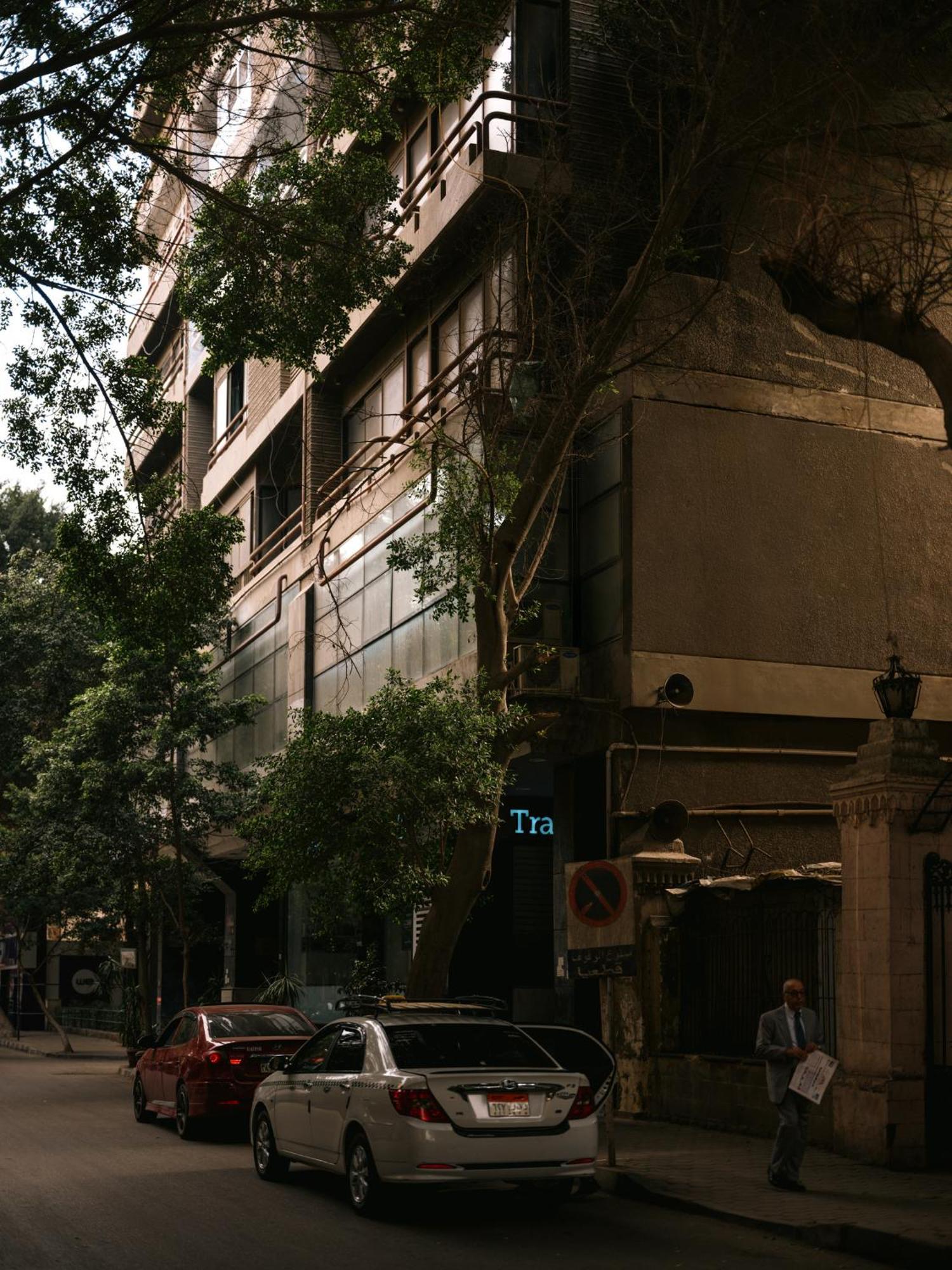 Apartment Brassbell Zamalek Diplomatic Zone Near Marriott Cairo